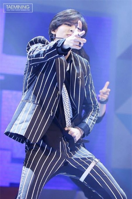 loat sao nam cung "lan dan duong quan ao" chang thua gi tran thanh - 13