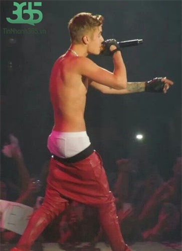 loat sao nam cung "lan dan duong quan ao" chang thua gi tran thanh - 17