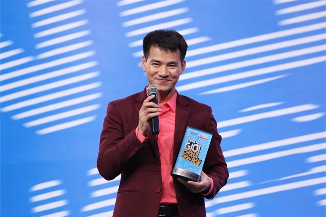 dam "treu" hoai linh tren ghe nong, xuan bac lieu co kem canh dan anh? hinh anh 15