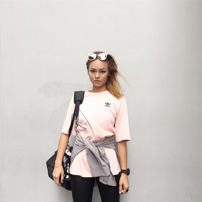 that bat ngo, lan da “banh mat” cua mai ngo dang khien chi em sot xinh xich - 5