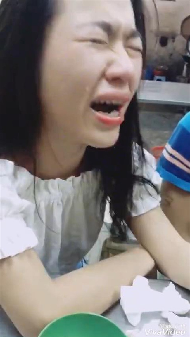 Nghe chàng trai nói không được lấy vợ vì nghèo, cô gái vừa khóc tức tưởi vừa nâng chén tiêu sầu - Ảnh 6.
