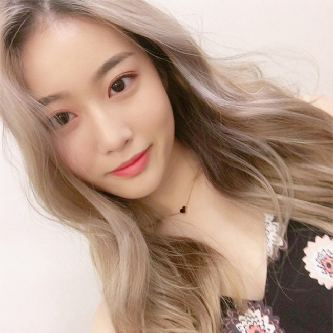 Phủ phấn như nào mới tạo được lớp nền mỏng mịn? - Ảnh 1.