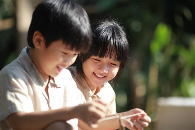 Cụ ông chạy xe 30km vào viện chăm anh trai 90 tuổi: Hình ảnh khiến bao trái tim thổn thức - Ảnh 6.