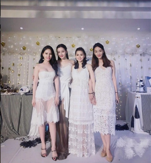 Sau thời vàng son đình đám, những hot girl đời đầu và đời sau đều đã yên phận làm “hot mom” - Ảnh 15.