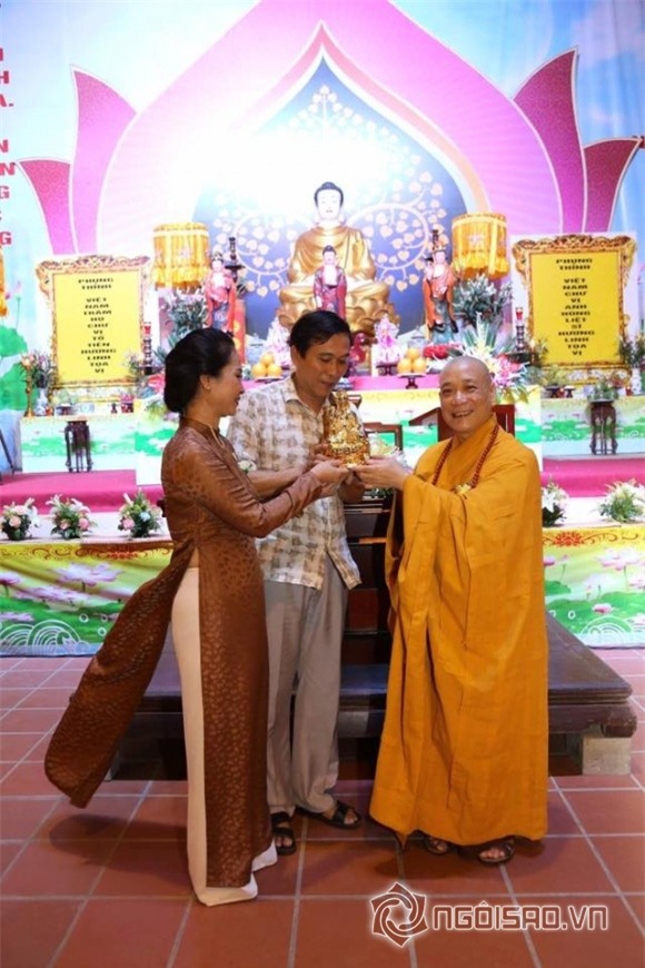 sao việt, sao việt mùa vu lan, sao việt báo hiếu, sao việt tặng quà cha mẹ mùa vu lan, lễ vu lan