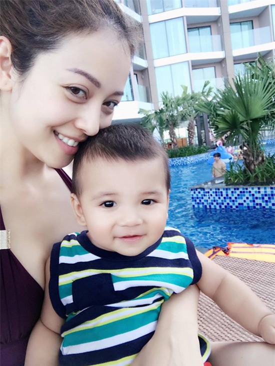 jennifer pham mac bikini tao dang bao co nay, ai bao da la me 3 con hinh anh 4