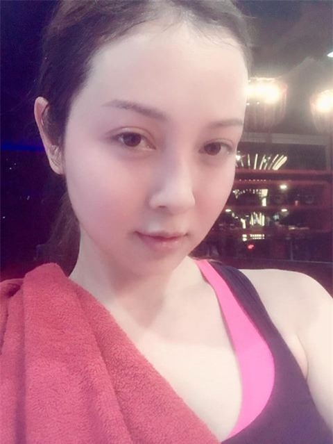 jennifer pham mac bikini tao dang bao co nay, ai bao da la me 3 con hinh anh 5