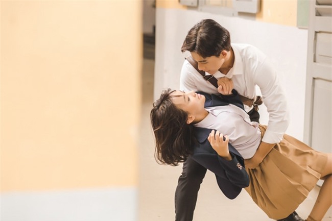 Huong Tram ra MV moi dam chat 'ngon tinh hoc duong' hinh anh 1