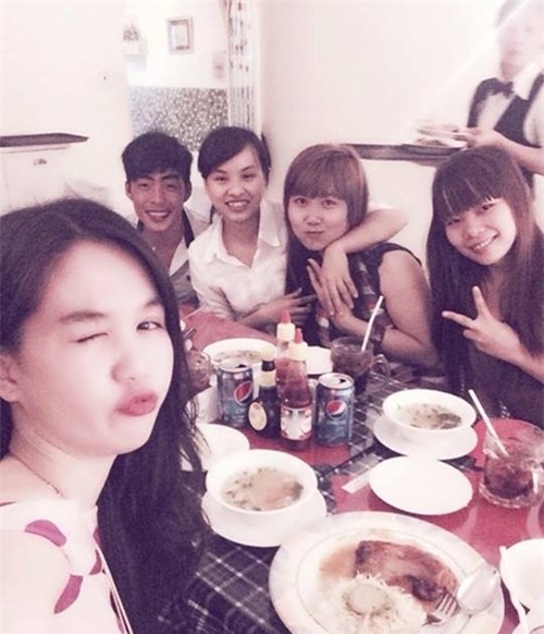 uu diem de phan chu cua ngoc trinh: chung thuy nhung mu quang, da tot bung con vo tu? - 16