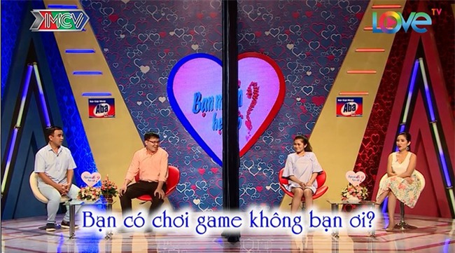 Bạn muốn hẹn hò: Hành động của chàng trai khiến mẹ cô gái bật cười, vỗ tay liên tục - Ảnh 1.