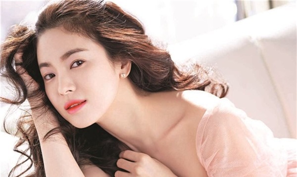 Bí quyết giữ dáng để luôn trẻ đẹp như gái đôi mươi của nữ thần hàng đầu châu Á Song Hye Kyo - Ảnh 3.