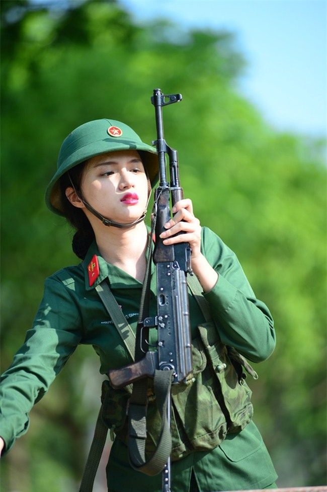 sao nhap ngu: cong khai loat hinh la chua tung thay cua huong giang idol khi di linh - 8