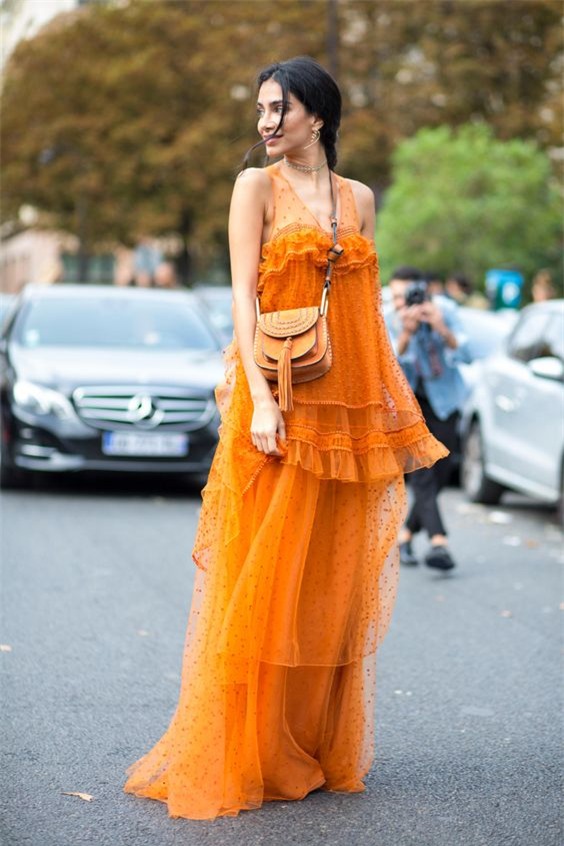 Nhìn lại thời trang 60 năm trước để thấy xu hướng năm nay đã quay vòng ngoạn mục thế nào - Ảnh 10.