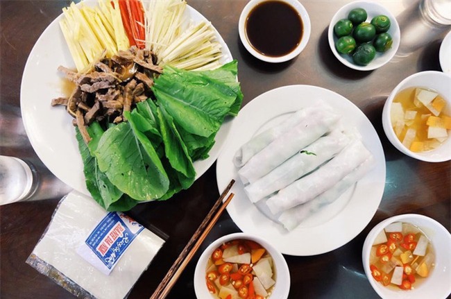 8 món ăn dân dã khách Tây hay rỉ tai nhau phải nếm khi đến Hà Nội - Ảnh 8.