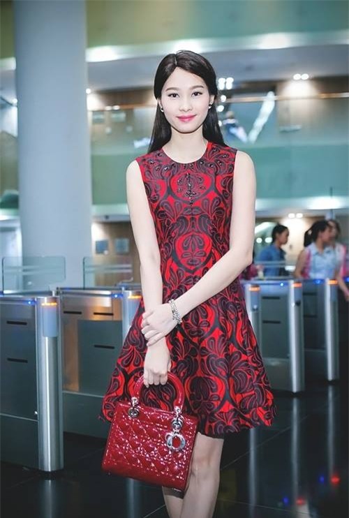 "boc" kho hang hieu do so nhung it ai biet cua hoa hau thu thao truoc khi ket hon - 4