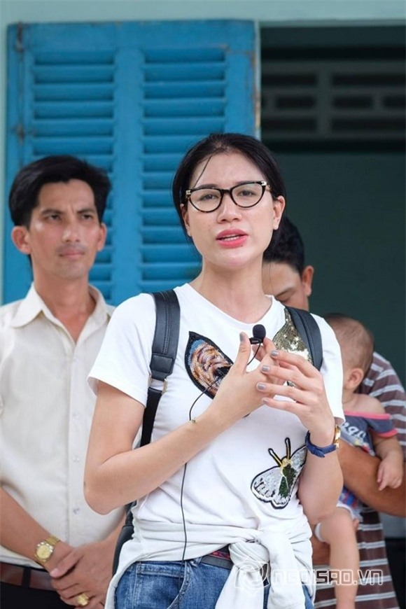 Trang Trần, người mẫu Trang Trần, Trang Trần từ thiện, sao Việt,chuyện làng sao