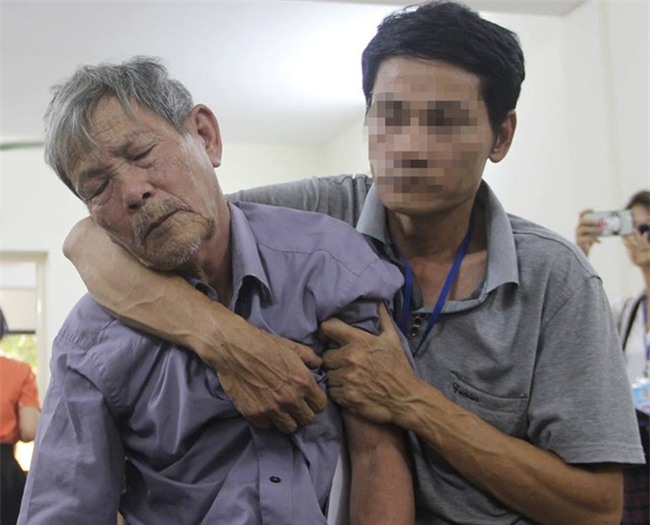 2 nam rong doi cong ly cho con 3 tuoi bi cu ong 79 tuoi hiep dam hinh anh 1