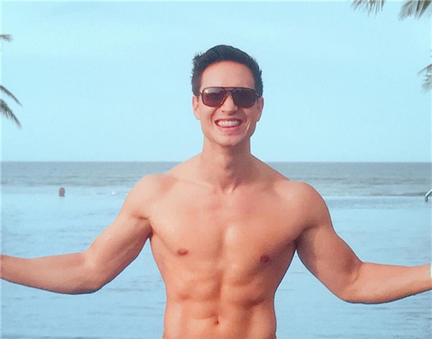 Lộ ảnh Kim Lý ân cần xách va ly cho Hồ Ngọc Hà và Subeo sau chuyến nghỉ dưỡng nhân dịp lễ 2/9 - Ảnh 4.