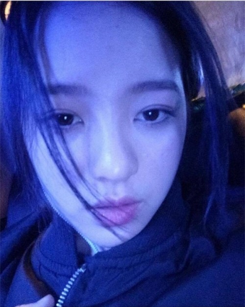 Vẻ đẹp của nữ Chỉ huy 17 tuổi khiến dân mạng sục sôi kiếm tìm - Ảnh 4.