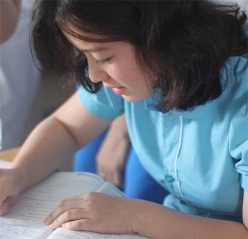 Vẻ đẹp của nữ Chỉ huy 17 tuổi khiến dân mạng sục sôi kiếm tìm - Ảnh 5.