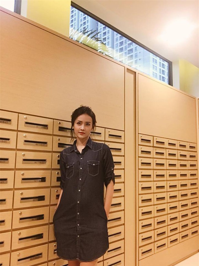 Street style sao Việt: tâm điểm tuần này chính là cả cây hồng sến sẩm của Ngọc Trinh - Ảnh 13.