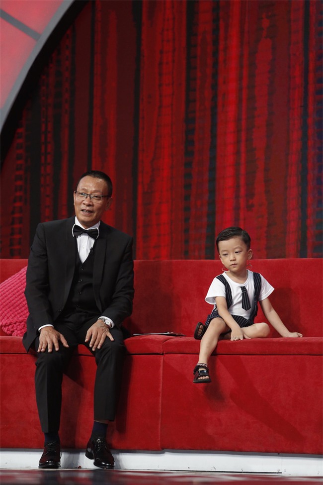 Little big shots bản Việt: Bella – Cô bé Nga 5 tuổi thành thạo 8 thứ tiếng đã xuất hiện - Ảnh 8.