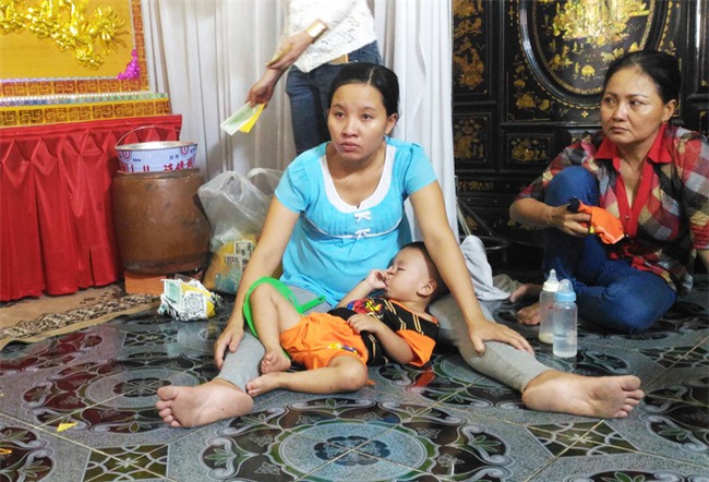 Mẹ chiến sĩ chữa cháy hi sinh khi đang dập lửa ở Sài Gòn: “Nó còn chưa kịp đặt tên cho con” - Ảnh 9.