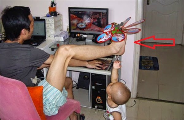 bo me viet sang tao khi cham con khien nguoi tay cung phai "nga mu chao thua" - 1