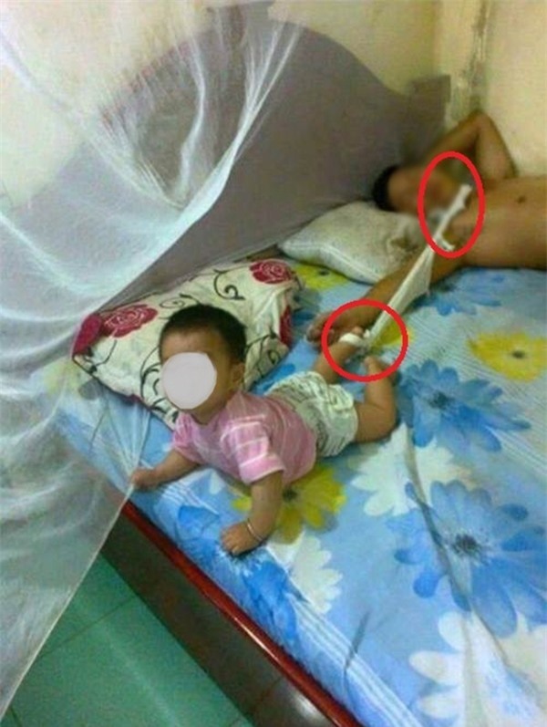 bo me viet sang tao khi cham con khien nguoi tay cung phai "nga mu chao thua" - 10