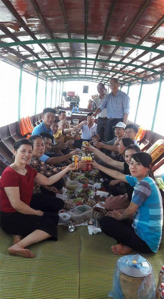 hoc dai hoc xong that nghiep,