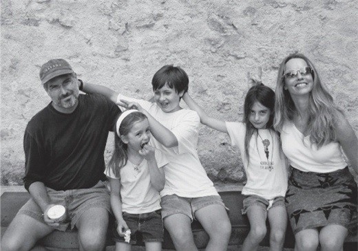 Hình ảnh cả gia đình của Steve Jobs chụp cách đây hơn 10 năm