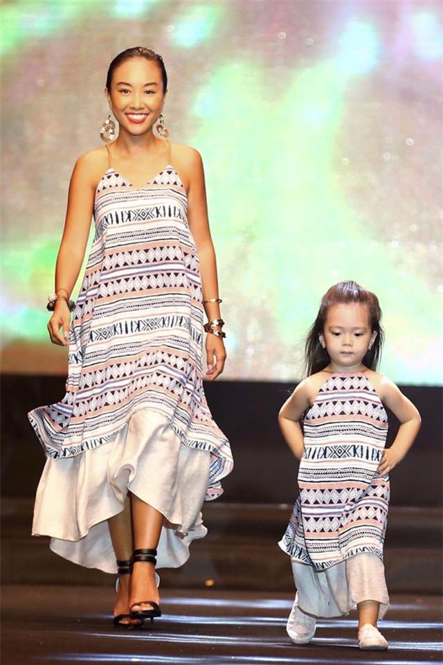 may ai biet con gai lai tay cua doan trang ngay cang mac dep xinh xan - 2