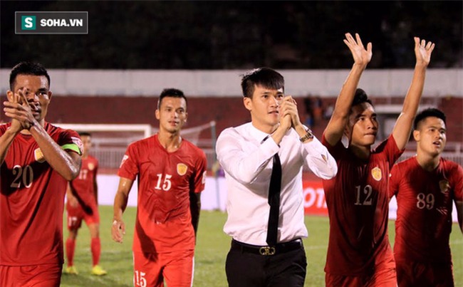 Xuất hiện hoành tráng, Usain Bolt bị đánh giá thấp hơn cả... Công Vinh - Ảnh 4.