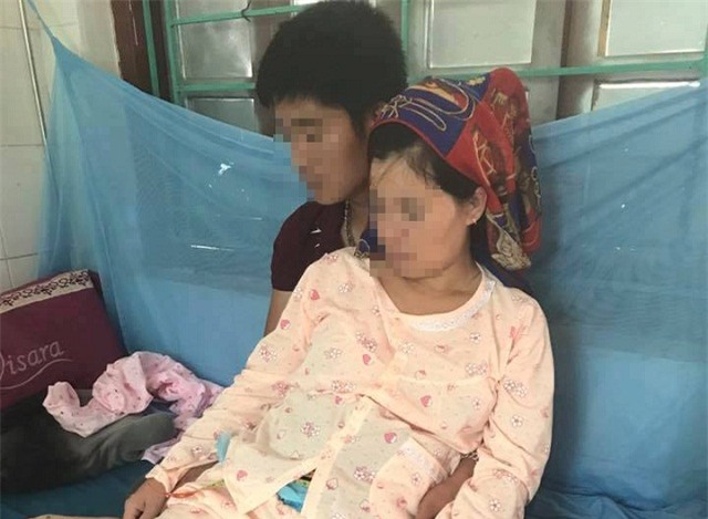 nguoi nha to con gai vua chao doi da tu vong vi binh oxy benh vien hong - 1