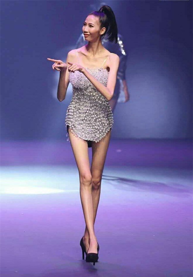 Hình ảnh gây sốc nhất chung kết Next Top, lan truyền mạnh hơn cả thời khắc Kim Dung đăng quang - Ảnh 5.