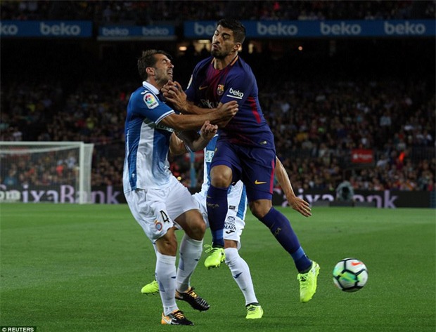 Messi lập hat-trick, Barca thắng 5 sao để hơn Real 4 điểm - Ảnh 3.