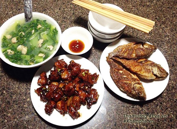 "ban gai nha nguoi ta" ngay nao cung nau mam com de hue cho chang khien dan tinh ghen ti - 17