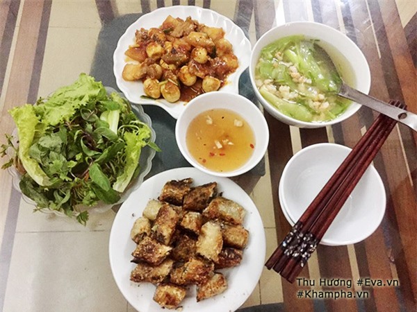 "ban gai nha nguoi ta" ngay nao cung nau mam com de hue cho chang khien dan tinh ghen ti - 18