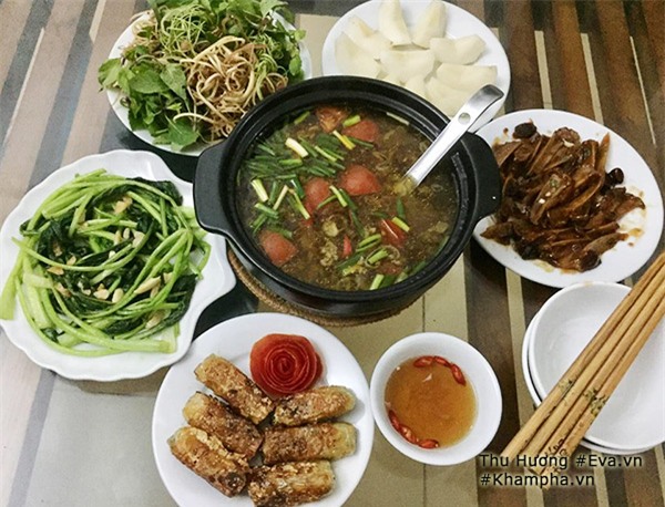 "ban gai nha nguoi ta" ngay nao cung nau mam com de hue cho chang khien dan tinh ghen ti - 9