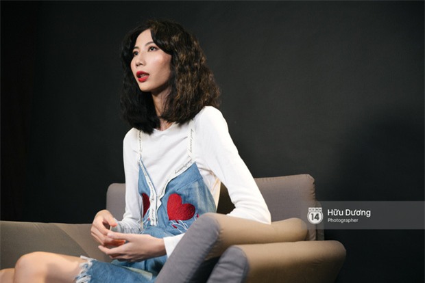 Cao Ngân: Từng bị chấn thương dập phổi, gãy xương đòn và nôn ra máu nên sút kí không kiểm soát - Ảnh 2.