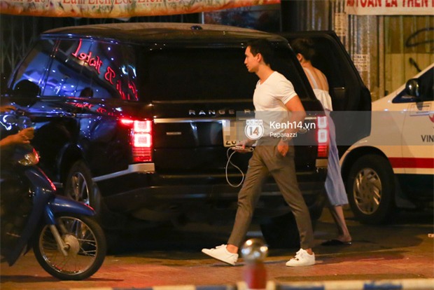 Hà Hồ - Kim Lý lại dính như sam, thân mật ngoài phố và cùng nhau về nhà lúc nửa đêm - Ảnh 15.