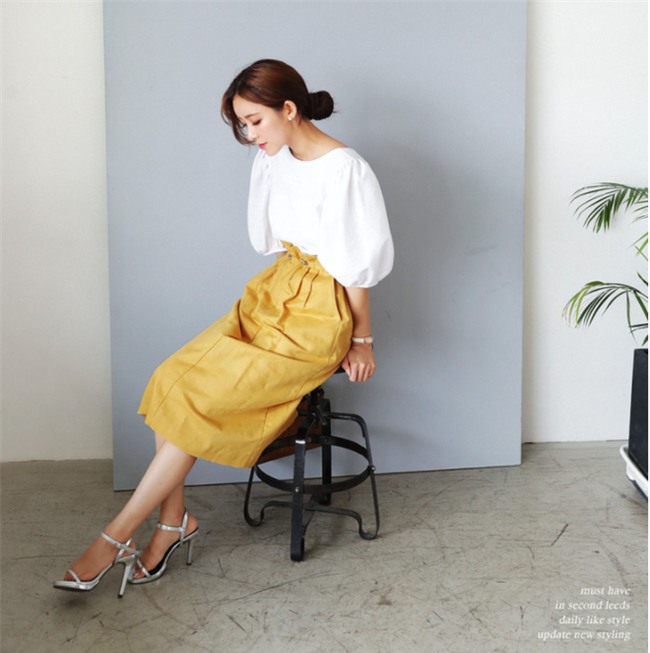 Thu này, các nàng chỉ cần tập trung hoàn toàn vào 5 gam màu này thôi là đủ! - Ảnh 14.