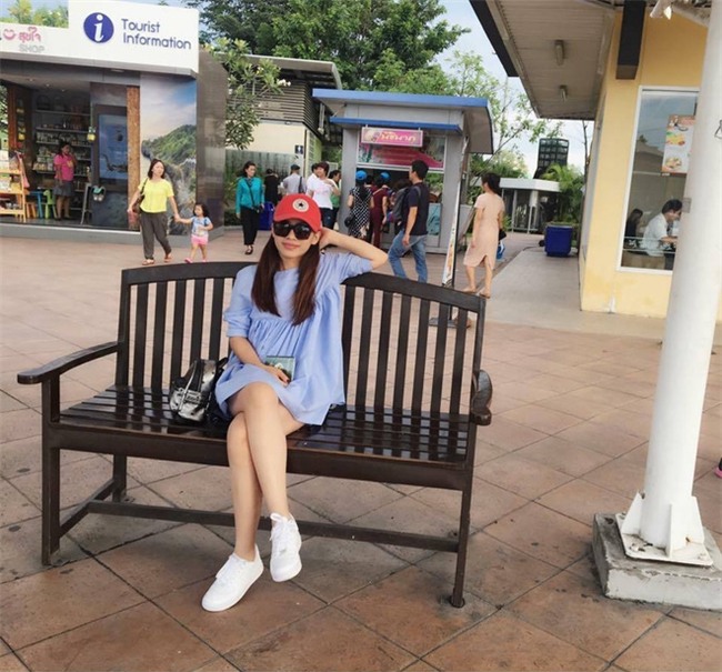 Chân dung người chị dâu cùng tuổi, cùng sành điệu và xinh đẹp của ca sĩ Hồ Ngọc Hà - Ảnh 16.