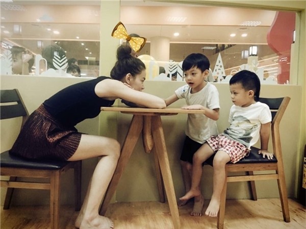 Chân dung người chị dâu cùng tuổi, cùng sành điệu và xinh đẹp của ca sĩ Hồ Ngọc Hà - Ảnh 6.