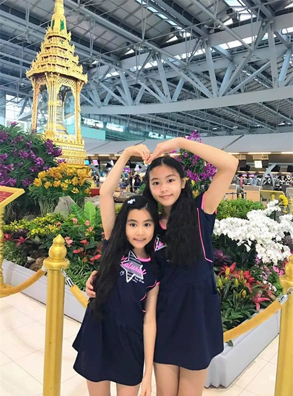 49 tuoi, hai con da lon, quyen linh va vo van tinh cam lang man nhu thuo moi yeu - 6