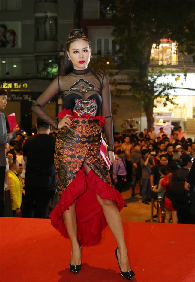 sao viet mac xau: cham thi hoa hau nhung hoang my gay that vong vi bo do xau tot do - 7