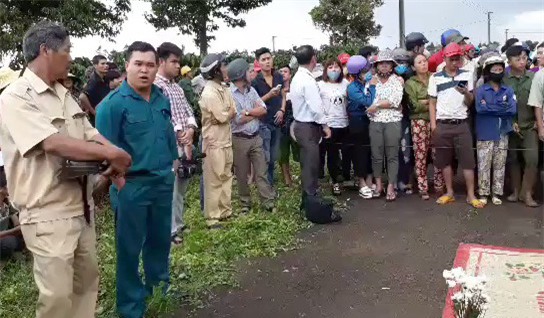 Nguoi tu vong duoi gieng nghi doat mang vo bang nhieu nhat dao hinh anh 2