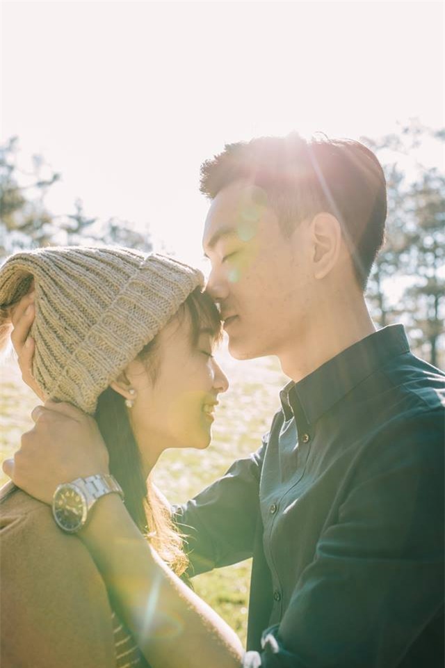 Cặp đôi có bức ảnh ngày ấy - bây giờ hot nhất MXH, thích từ lớp 3, bặt tin 11 năm, tới ngày chung đôi - Ảnh 10.