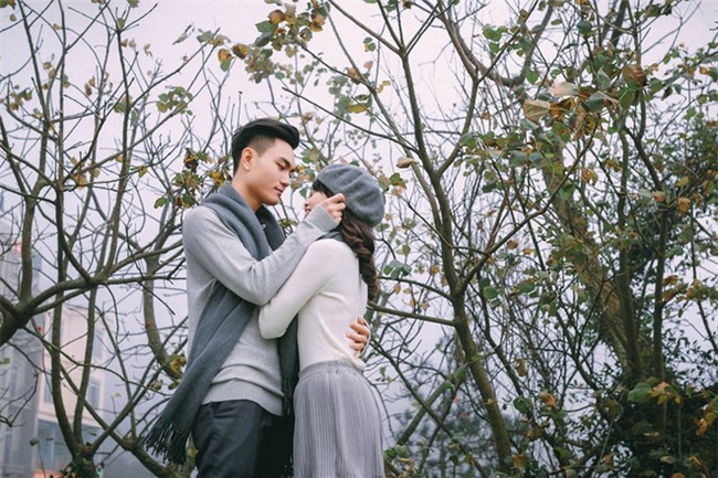 Cặp đôi có bức ảnh ngày ấy - bây giờ hot nhất MXH, thích từ lớp 3, bặt tin 11 năm, tới ngày chung đôi - Ảnh 3.