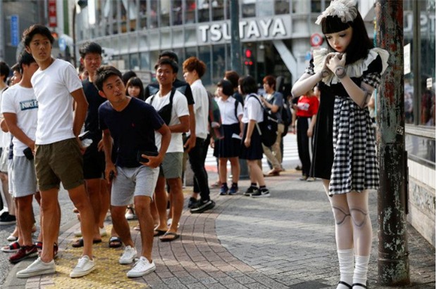 Chân dung búp bê sống tại Nhật Bản: Khi ranh giới giữa người và búp bê gần như bị xóa nhòa - Ảnh 1.